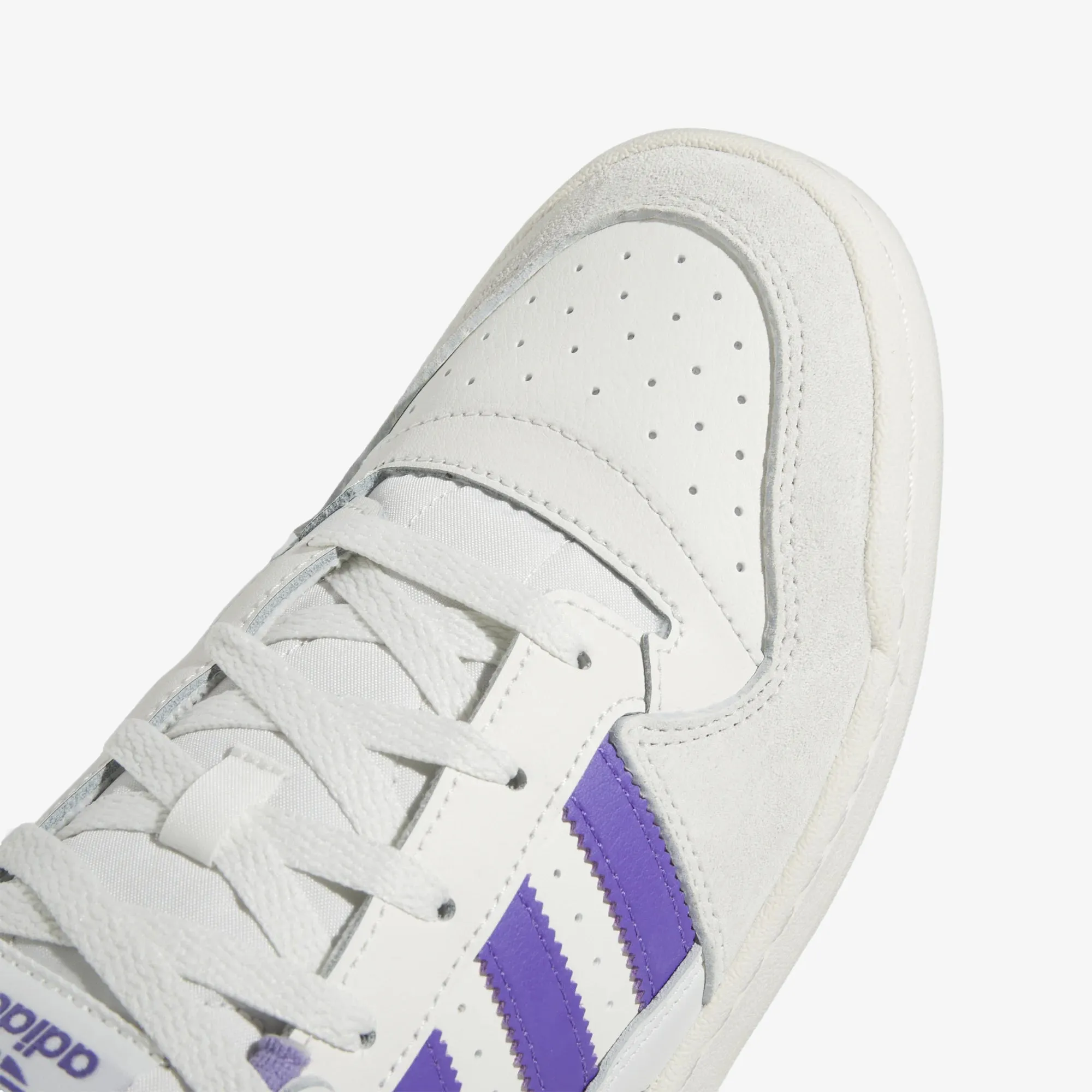 Adidas Originals | FORUM LOW CL  { CORE WHITE/PURPLE RUSH